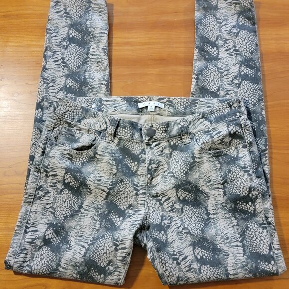 CAbi Diamondback Snakeskin Print Skinny Jeans Style 958 Size 8 - Picture 7 of 9